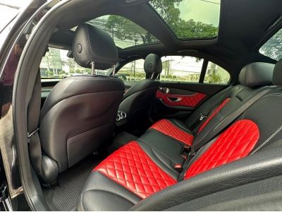 Benz C350e Amg ปี2016 สีดำเบาะแดง รูปที่ 6